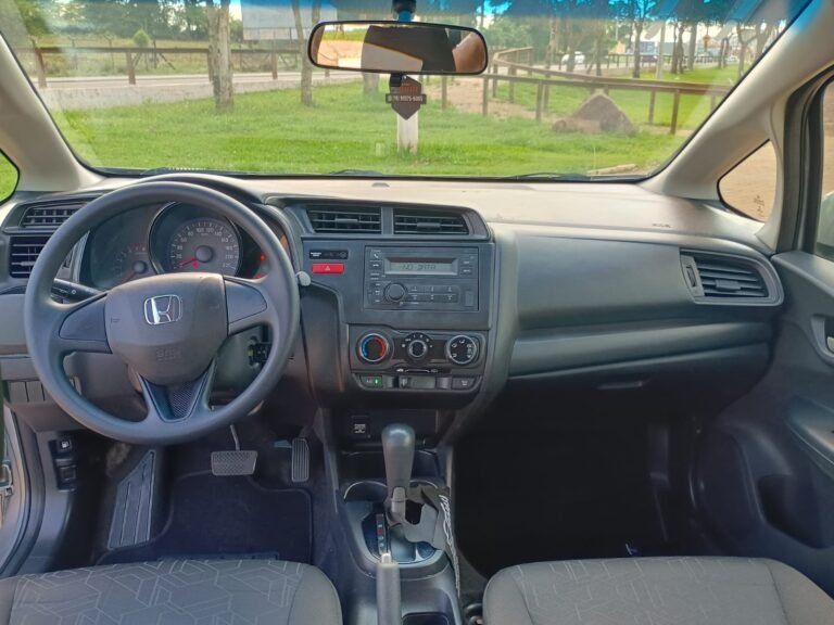 WhatsApp Image 2025-10-15 at 14.28.25 (1)